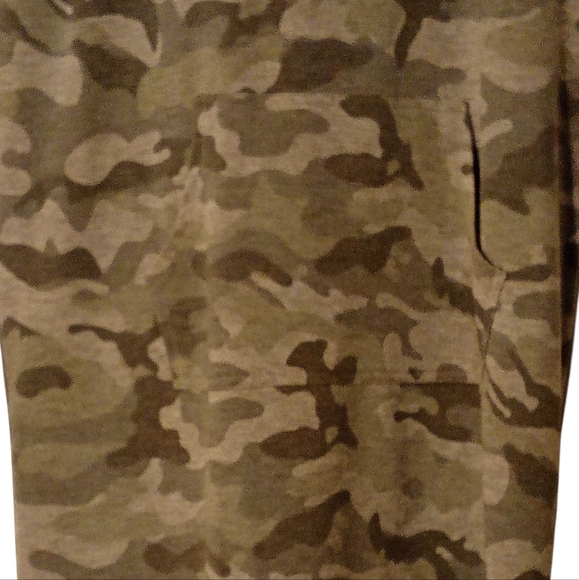 Jane & Delancey - Sweatshirt Dress Grey Camouflage Short Sleeve, Pockets, Size M - Picture 8 of 13